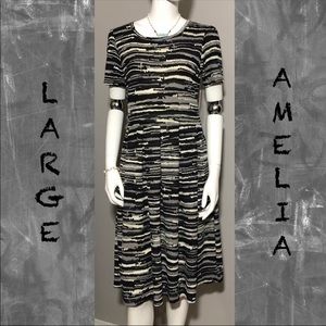 NWT LulaRoe Black, Off White, & Gray Amelia Dress.
